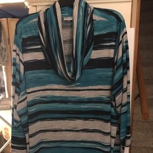 Long Sleeve Tunic w cowl collar